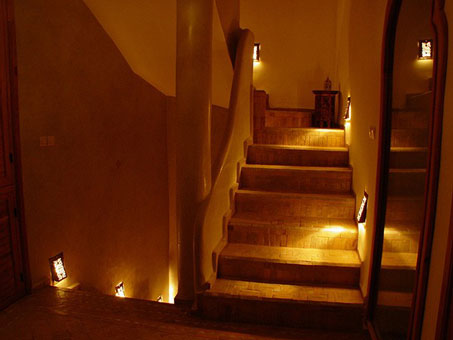 Cầu thang lung linh hơn với ánh đèn - Thiết kế nội thất by kiến trúc Doorway 05