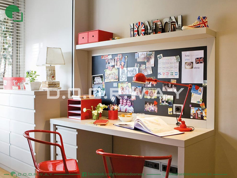 Phòng ngủ của bé nên có thêm bàn học